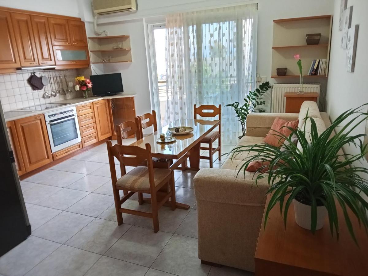 Nicholas House ! Chalkida Luaran gambar